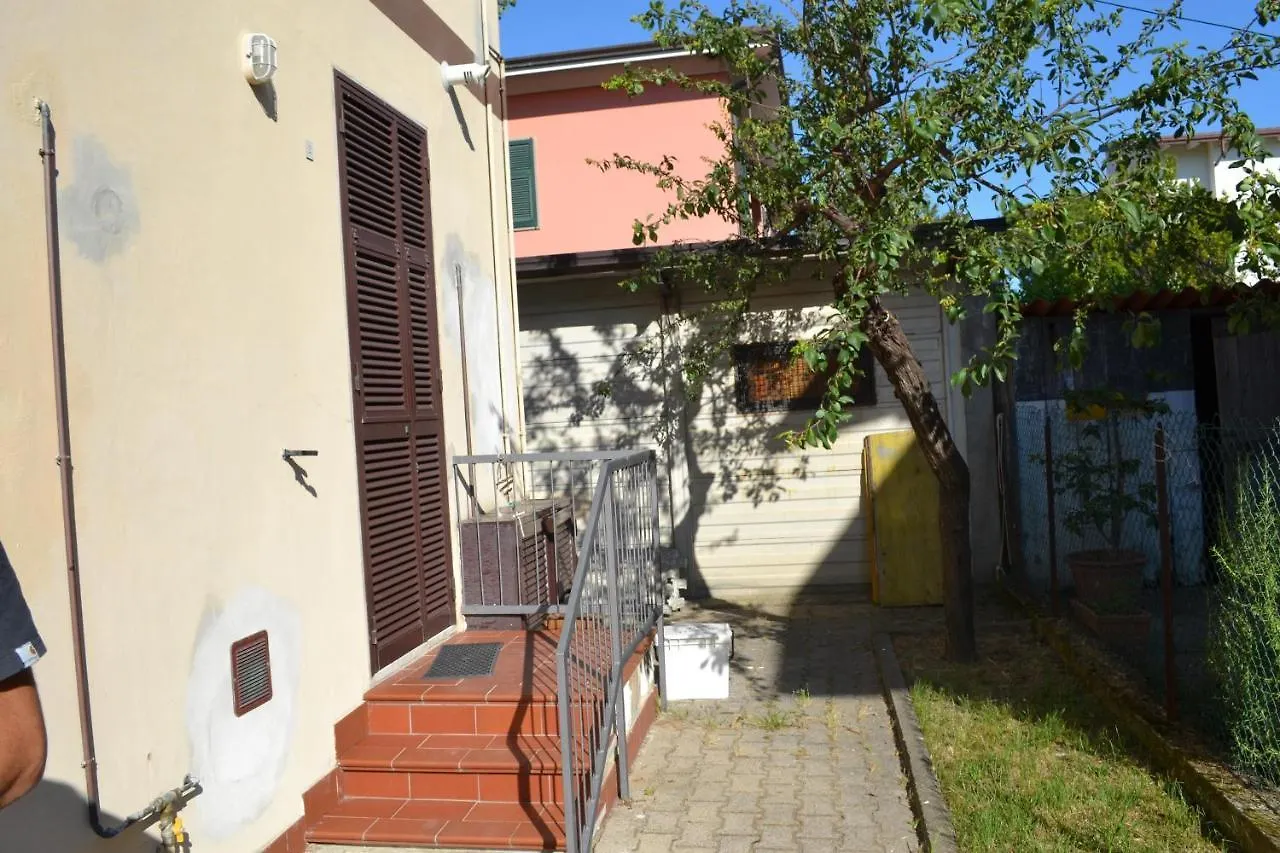 Apartment Appartamento 2M Ameglia Italy